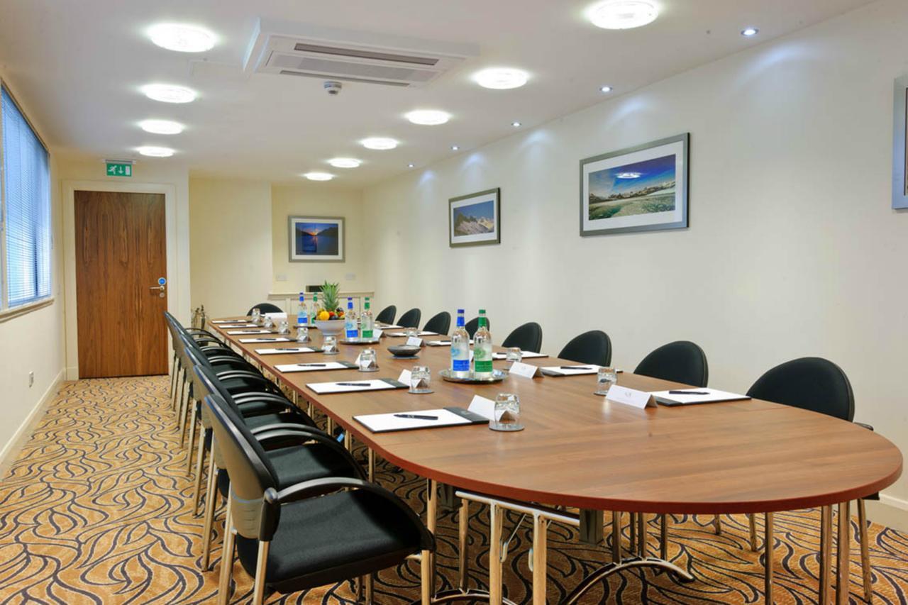 Rox Hotel Aberdeen By Compass Hospitality Exterior photo
