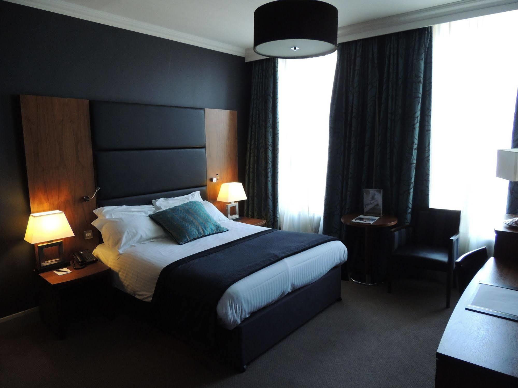 Rox Hotel Aberdeen By Compass Hospitality Exterior photo